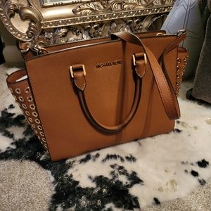 ❤Michael Kors Selma Grommet Large Satchel Purse